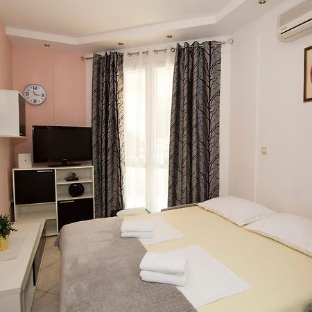 Apartman Roza Omiš Eksteriør bilde