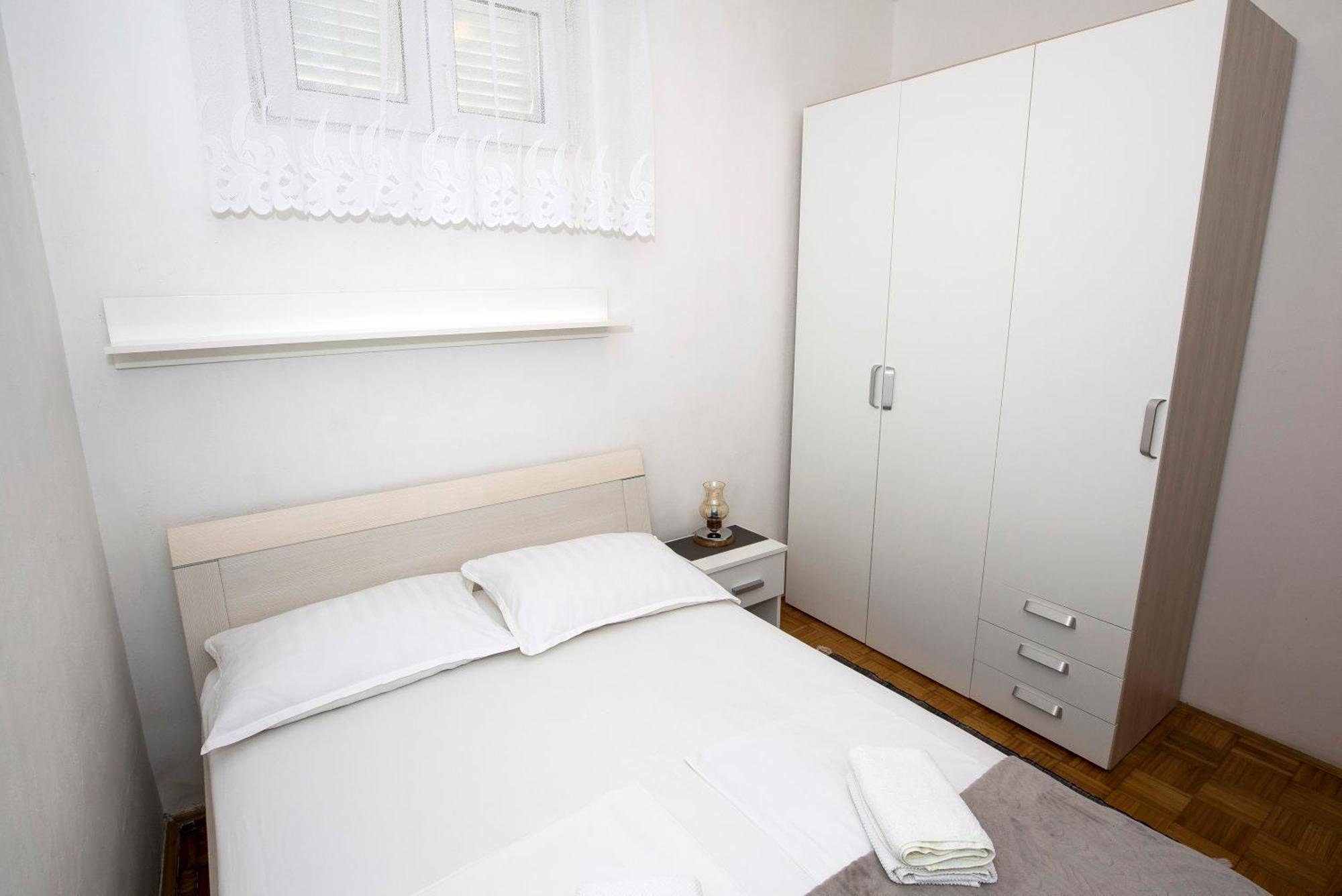 Apartman Roza Omiš Eksteriør bilde